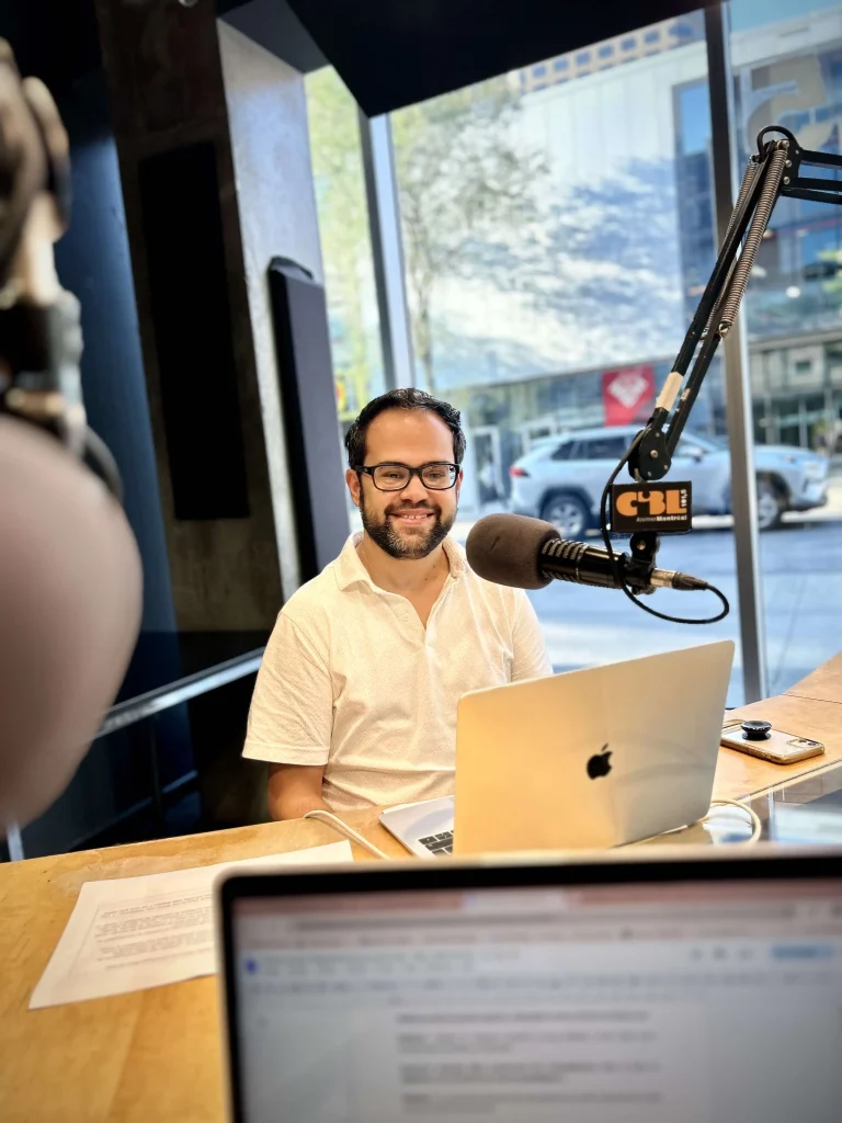 Alexandre-Escure-émission-radio-curiocité